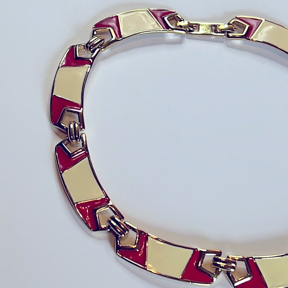 Vintage Monet 18" Retro/Deco Enameled Red/Cream Gold Plated Links Necklace - Picture 4 of 10